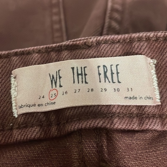 NEW We The Free By Free People Women's Maroon Denim Zip Up Frayed Mini Skirt! - Picture 6 of 6